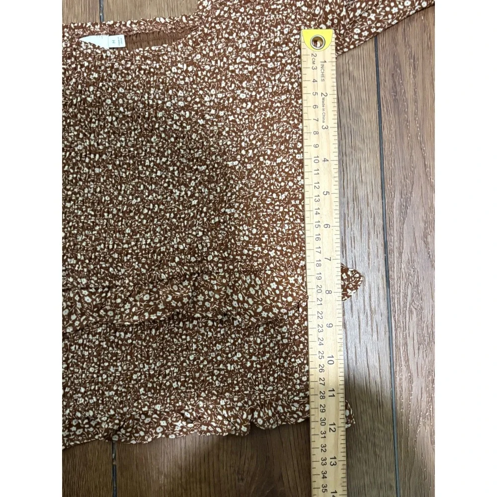 ASTR The Label Brown Ditsy Floral Smocked Puff Sleeve Crop Top M